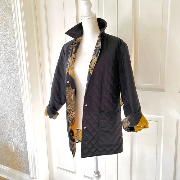 Salvatore Ferragamo Jackets & Blazers - Ferragamo black quilted jacket S
